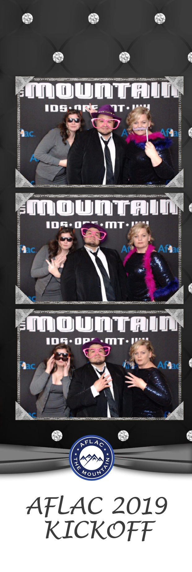 AFLAC 2019 KICKOFF | View more photos from the event at gallery.photoboothbillings.com/u/PhotoBoothBillings/AFLAC-2019-KICKOFF